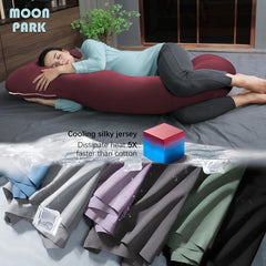 MOON PARK belly support promotes gentle alignment for pregnant and non-pregnant sleepers.