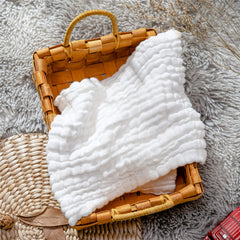 MUKIN washcloths 12x12 inch size for easy wiping.