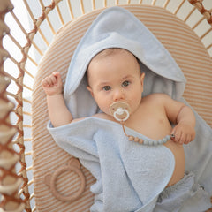 Mushie baby hooded towel absorbent fabric texture close view