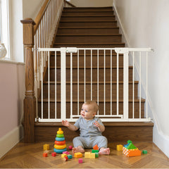 Mutak baby gate showing silent magnetic lock in action for quiet closures