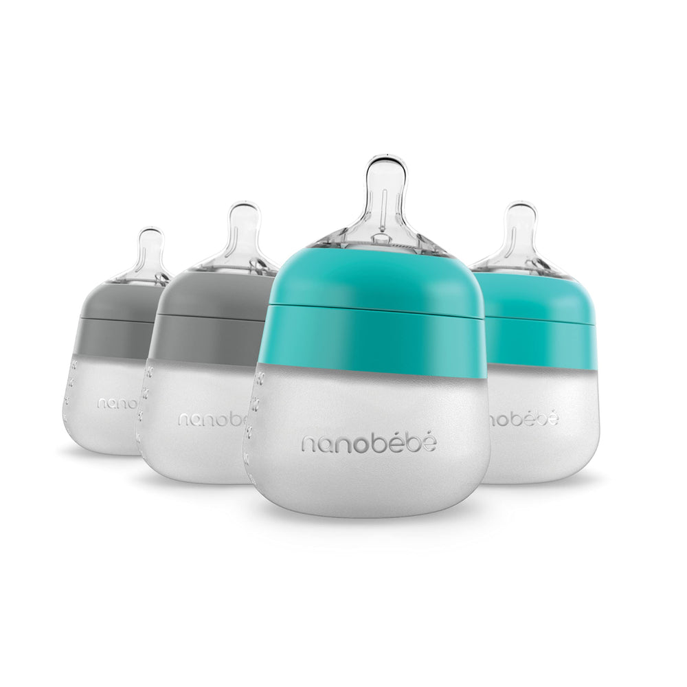 Nanobébé Flexy bottle anti-colic vents promote calm, air-free feeding sessions.