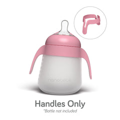 Nanobébé Flexy bottle handles show off quick-connect for stress-free feeding transitions.