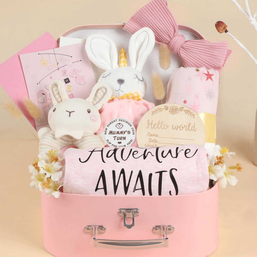 Naozinebi baby gift set box, neatly arranged, ideal newborn gift for baby showers.