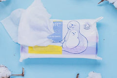 Natracare six-pack label close-up highlights chemical-free formulation.