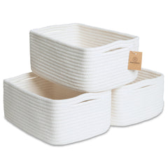 NaturalCozy rectangular basket folding demonstrates structured shelf organization