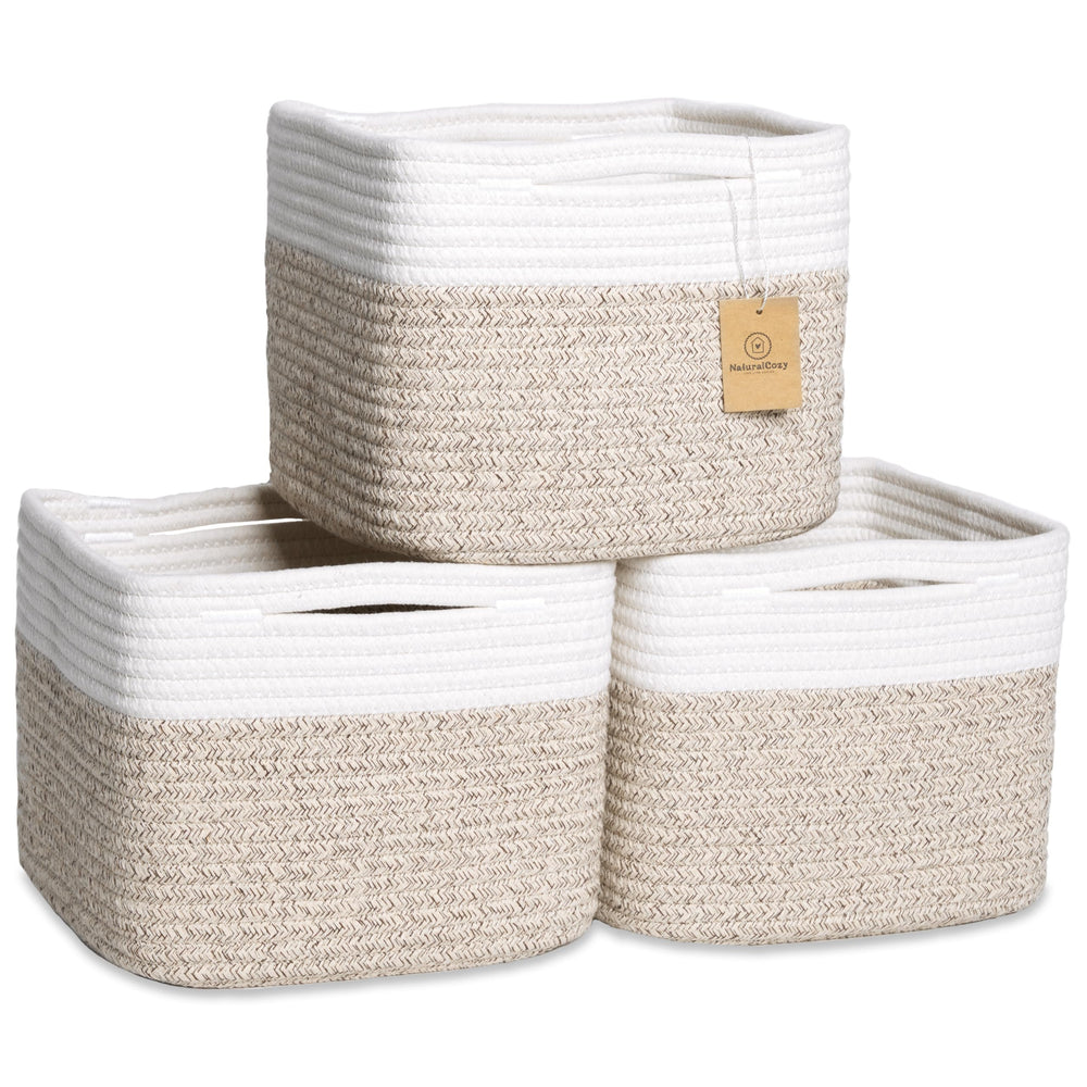 NaturalCozy storage cubes folding method demonstrate firm structure on shelves.