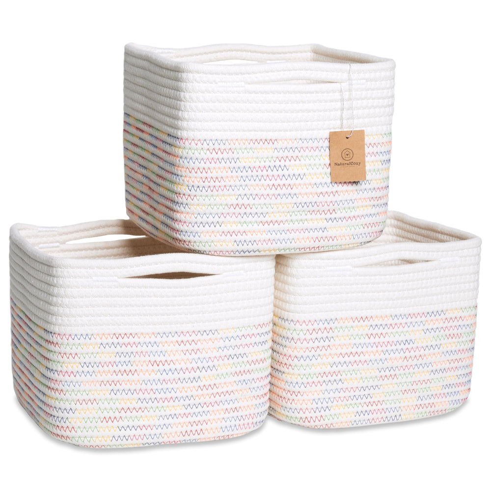 NaturalCozy Storage Cubes demonstrate firm structure for tidy shelves and decorative display.