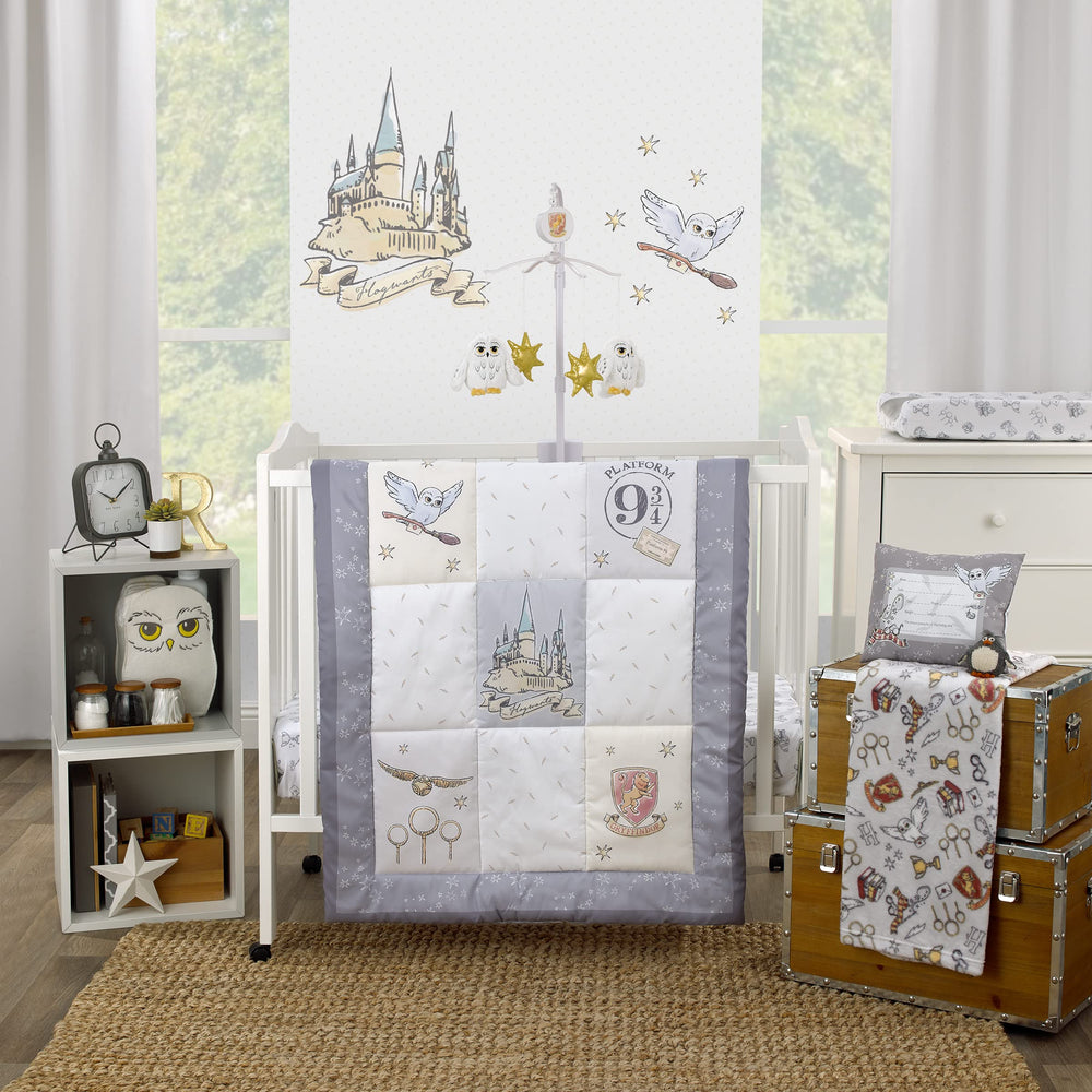 NoJo Harry Potter Magical Moments comforter reverse print for cozy reversible design.