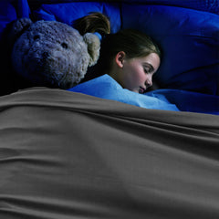 Ntomtuex sensory bed sheet with child snuggling for sensory comfort