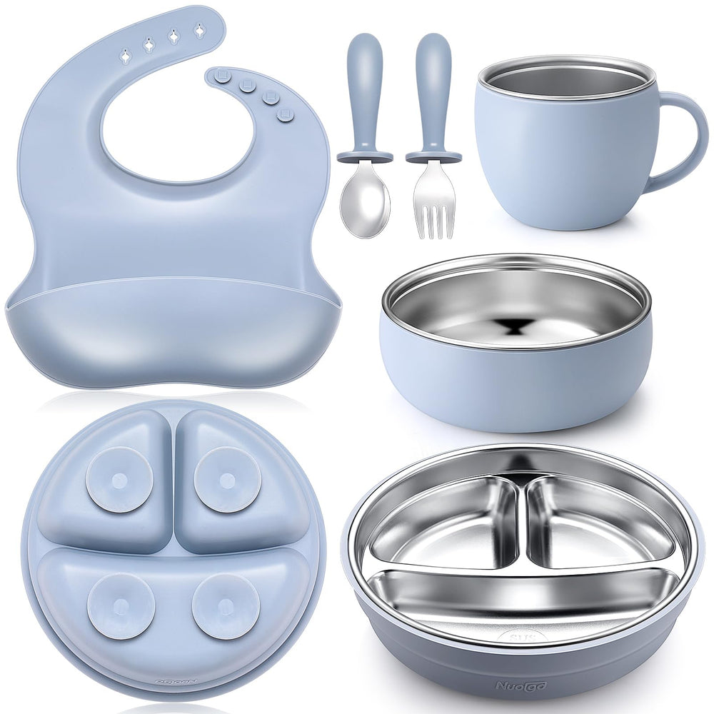 Nuogo plate with removable silicone shell for safe, cool-to-touch meals.
