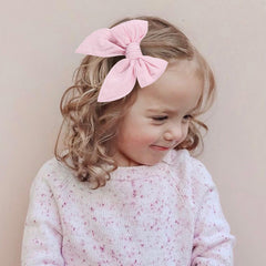 Oaoleer linen bows in 20 colors for outfit matching and playful looks