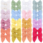Oaoleer baby hair clips satin bows close-up showing non-slip grip for secure styling