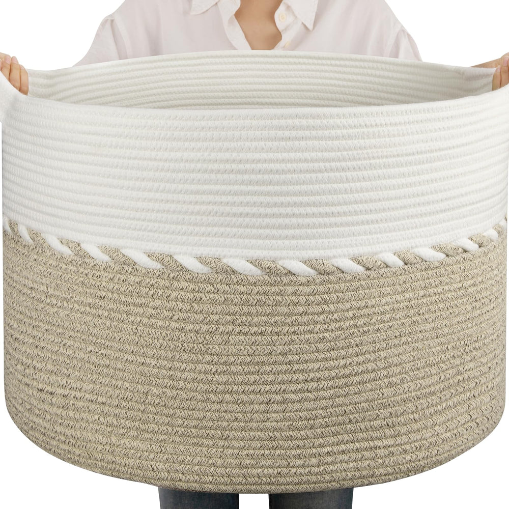 OIAHOMY 105L blanket basket closeup shows sturdy cotton rope storage for living rooms