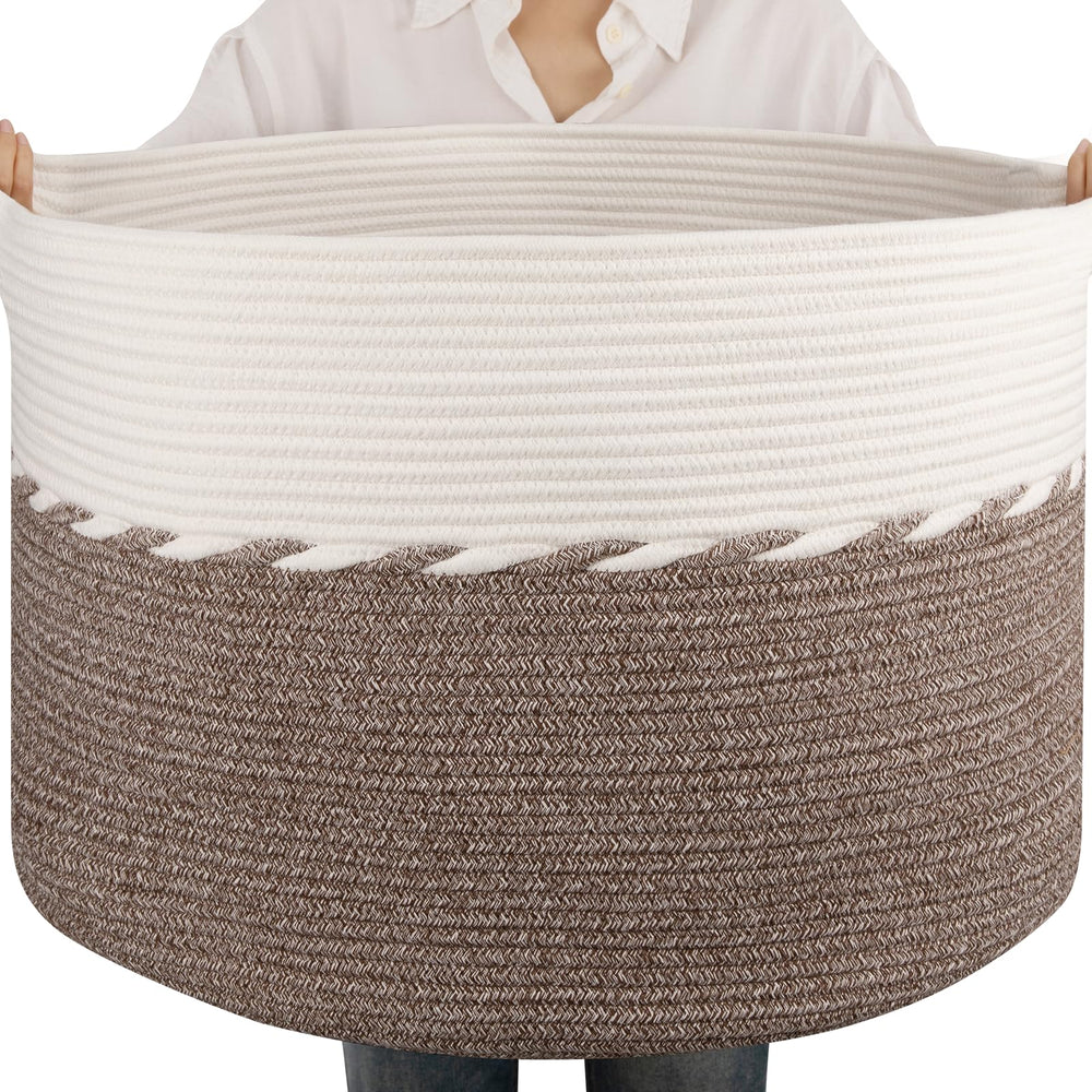OIAHOMY 105L blanket basket front view with ample storage for blankets.