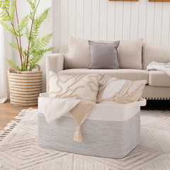 OIAHOMY blanket basket with sturdy handles for easy transport and daily tidy-ups.