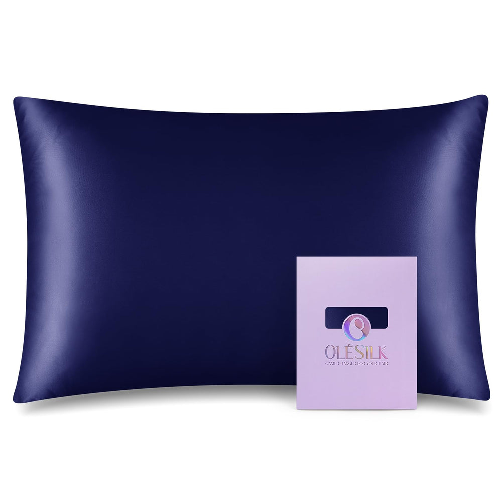 OLESILK toddler pillowcase closeup shows 100% mulberry silk texture for gentle skin comfort.
