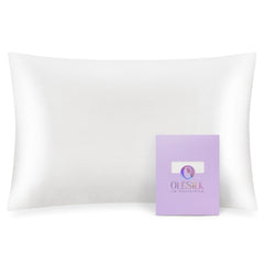 OLESILK toddler pillowcase Ivory close-up highlighting silky texture for gentle skin contact.