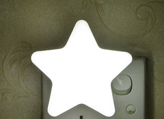 Omeet compact night light with offset prongs fits the second outlet easily