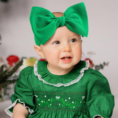 ONENINEDREAM candy cane headband styling for holiday outfits and cheerful photos