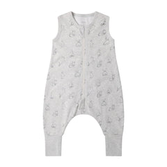 Owlivia 1.0 Tog sleeping bag in gray rabbit, front view for all-season comfort