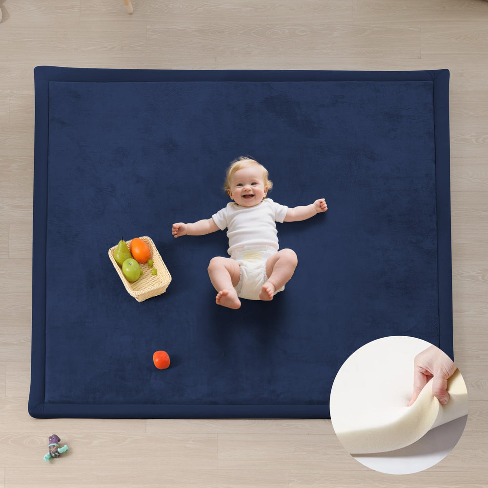 PapaMama baby play mat memory-foam closeup shows plush, skin-friendly surface for gentle play.