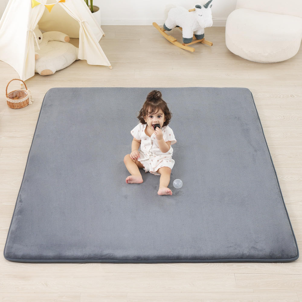 PaPaMat 1.3-inch padding close-up showing plush foam and velvet surface for comfy play.