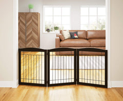 PAWLAND three-panel folding gate demonstrates hallways setup for flexible containment