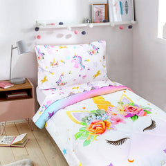 Pea Pod envelope pillowcase closeup emphasizes envelope closure for easy, neat removal.