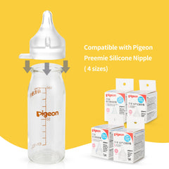 Pigeon bottle lip detail highlights an ergonomic feeding surface for comfortable handling.