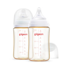 Pigeon PPSU bottle wide neck supports easy filling and grip.