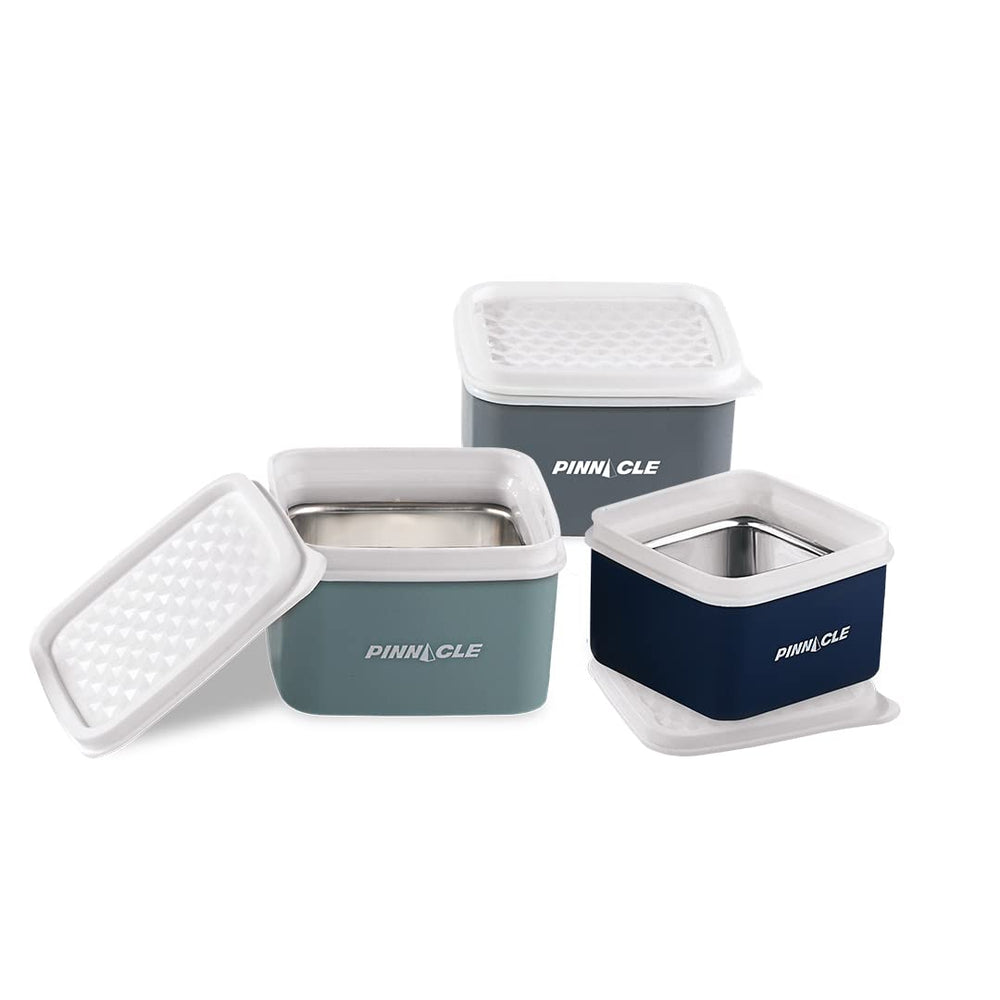 Pinnacle Baby 8oz snack container square lid keeps snacks fresh for on-the-go feeding.