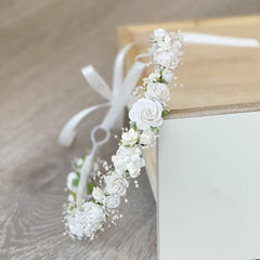 PoshMyra flower crown worn at festivals and shoots for a cute, ready-for-frames look.