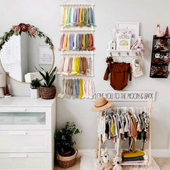 POVETIRE baby headband organizer hook closeup highlights sturdy, slip-resistant hooks.