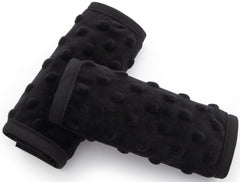 Pro Goleem car seat strap cover soft foam close-up for baby comfort during car rides