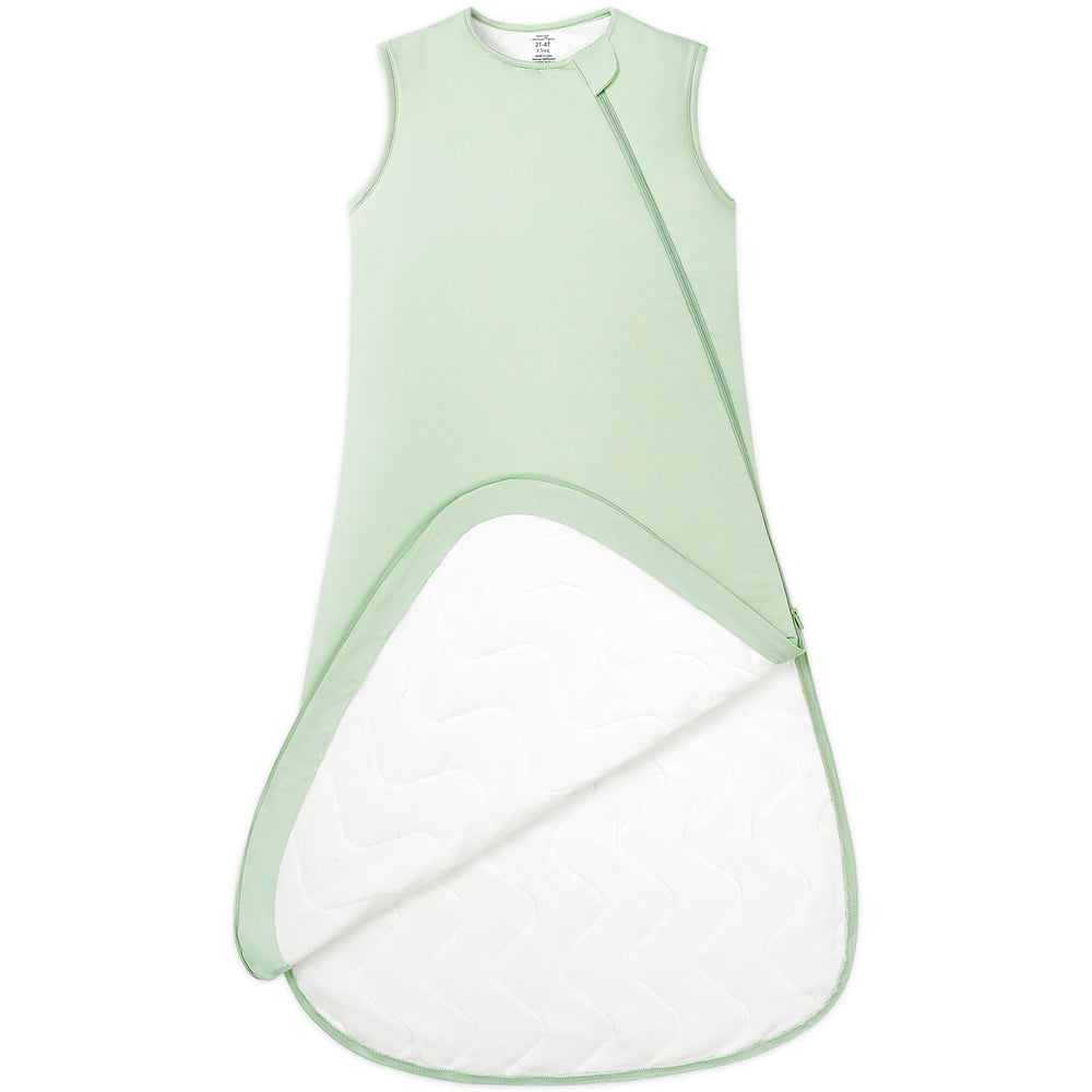 PurComfy extra-long sleep sack with winter coverage keeps growing toddlers warm at night
