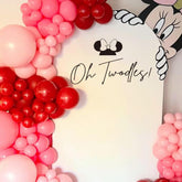 Raoformi Mouce Oh Twodles wall decor featuring playful mice for a festive party backdrop