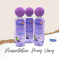 Ricitos de Oro lavender shampoo being poured for tear-free bath time
