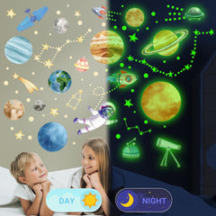 Robmoda astronaut wall sticker sparks imaginative space play in bedrooms
