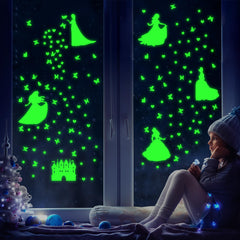 Robmoda glow-stars-butterflies-heart-decor-green shows starry nights for bedtime routines
