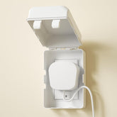 SAFELON outlet box white front view for discreet childproofing