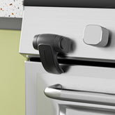 SAFELON oven lock packaging shows a safe solution for busy kitchens and curious toddlers.