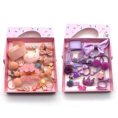 Scettar grosgrain bows provide cute, durable accents for daily outfits.
