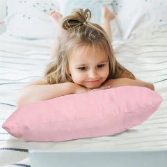 SeClovers Toddler Pillowcase envelope closure close-up demonstrates easy, zipper-free design.