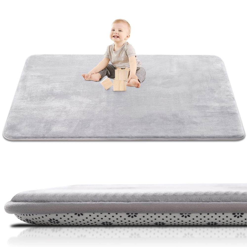 SEPARO thick baby play mat close-up reveals plush flannel surface for cozy tummy time.