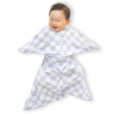 SleepingBaby Zipadee-Zip starfish design soothes baby with womb-like snugness for calmer naps