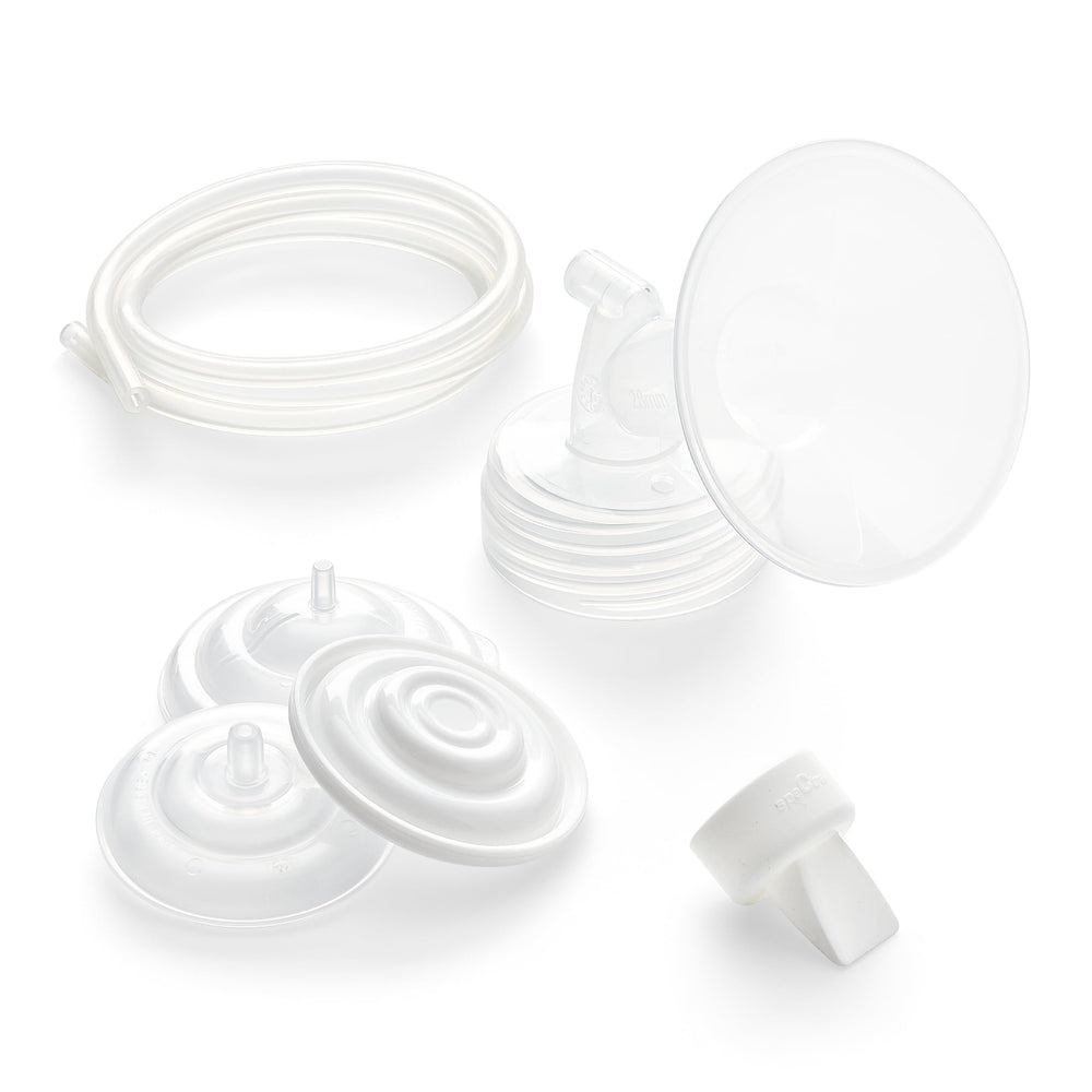 Spectra wide breast shield large 28mm front view enhances pump comfort and fit.