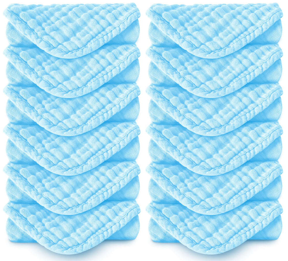 Spotted Play muslin burp cloth aquamarine, ultra-soft and highly absorbent for newborn burping.
