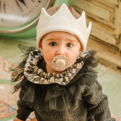 Wonder Pacifier reversible shield design for easy orientation during use.