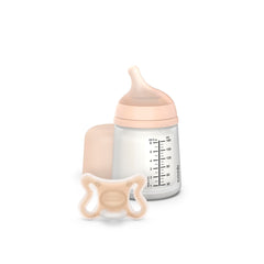Suavinex Zerø.Zero bottle close-up showing adaptive flow for natural feeding.