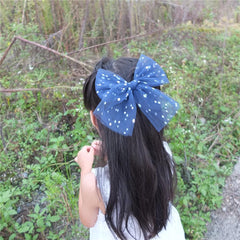 Sugarmelon alligator clip attachment demonstrates secure, easy-to-use hair accessory.